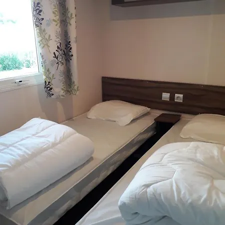 Mobilhome Beaux Volumes Es40 Campsite Frejus