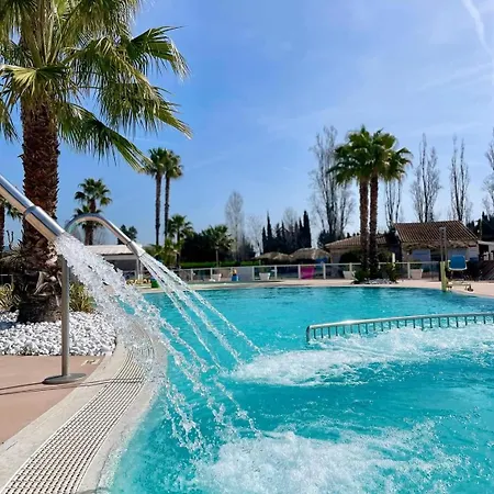 Campsite Mobilhome Beaux Volumes Es40 Frejus